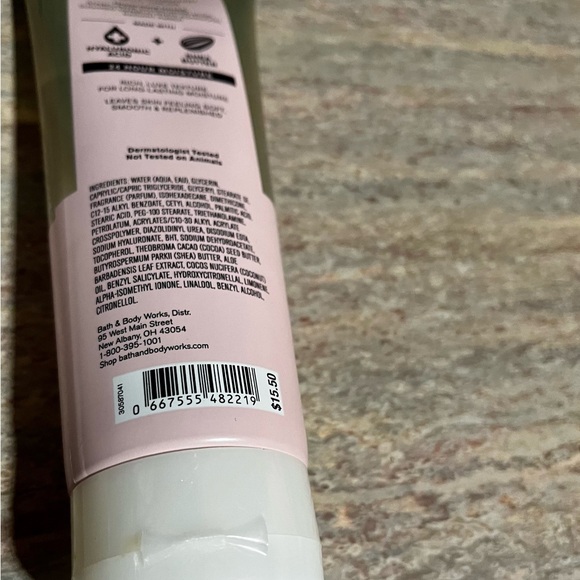 New Bath and Body Works Into the Star body lotion and body cream set - Picture 10 of 11